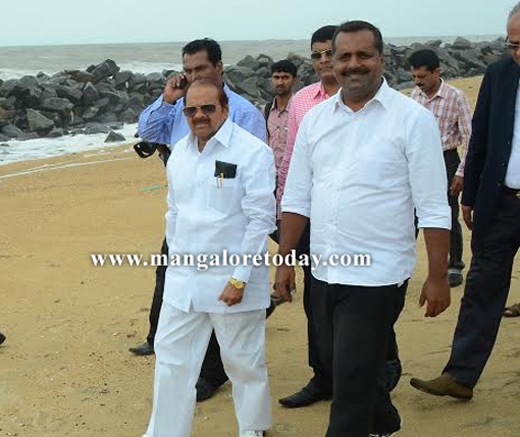 Baburao visit  sea erosion 1